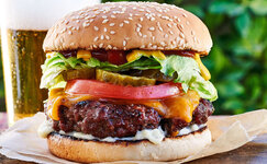190524-classic-american-cheeseburger-ew-207p.jpg