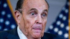 20201119_zaa_nc09_008_giuliani.jpg