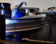 Ortofon-2M-Blue.jpg